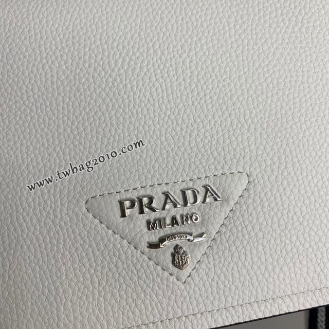 Prada專櫃新款鹿皮紋牛皮肩背女包 1BD314 普拉達雙肩帶全皮翻蓋小挎包 csp1686